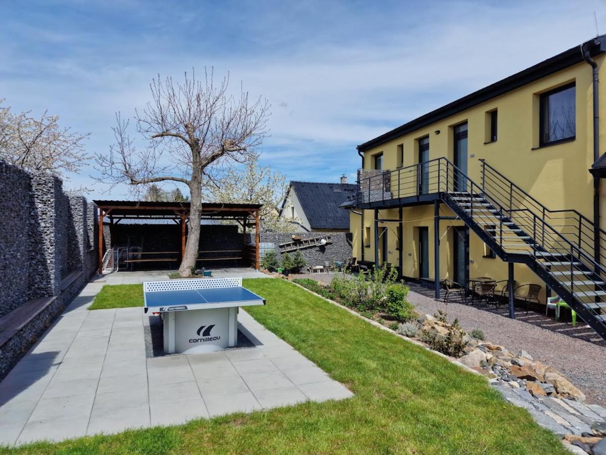 Apartmány Pod Čápy, Nasavrky Exterior foto
